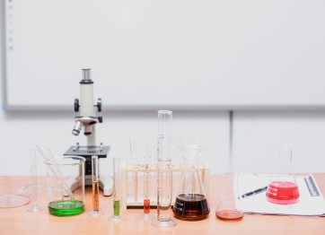 Scientific Laboratory Equipments & Instruments Manufacturers